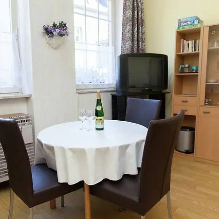 Steuer 2 Apartment